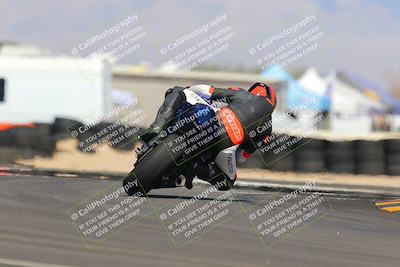 media/Oct-08-2022-SoCal Trackdays (Sat) [[1fc3beec89]]/Turn 16 (125pm)/